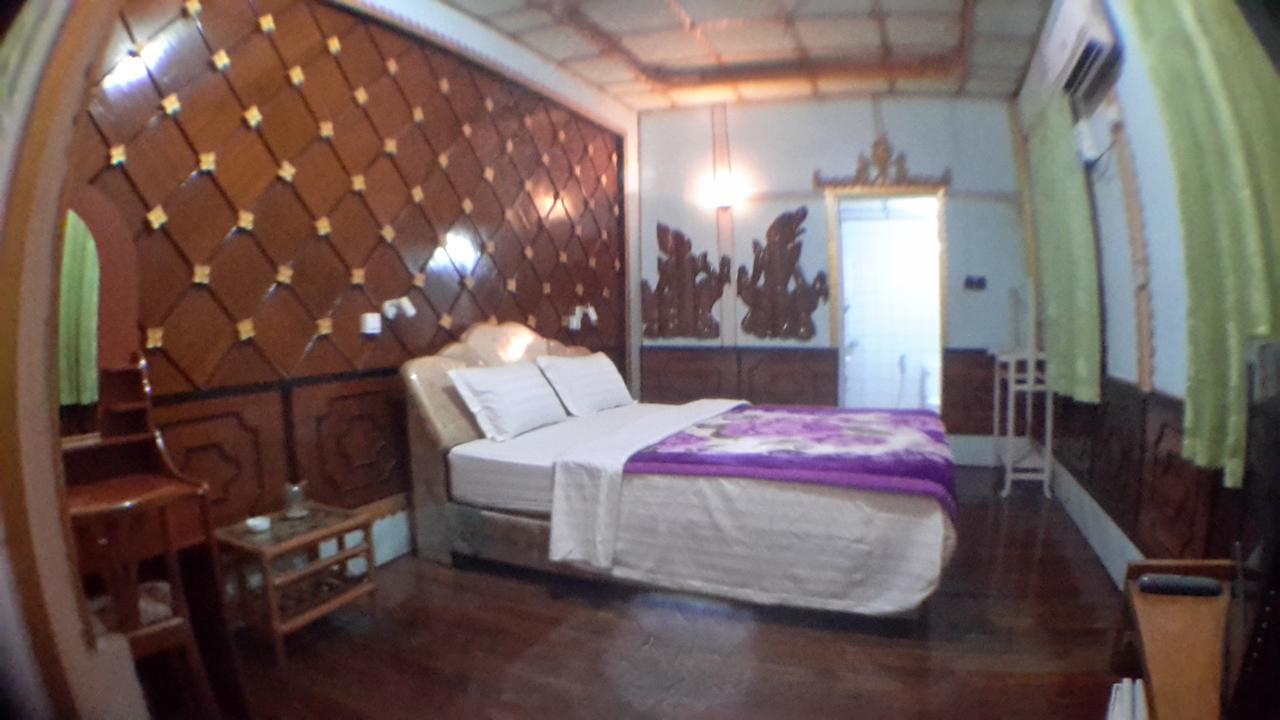 Golden Mandalay Hotel エクステリア 写真